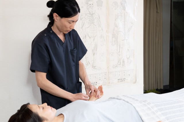 鍼灸施術