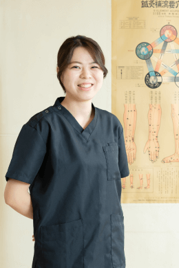 女性スタッフ