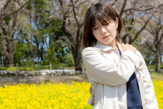 倦怠感を感じる女性